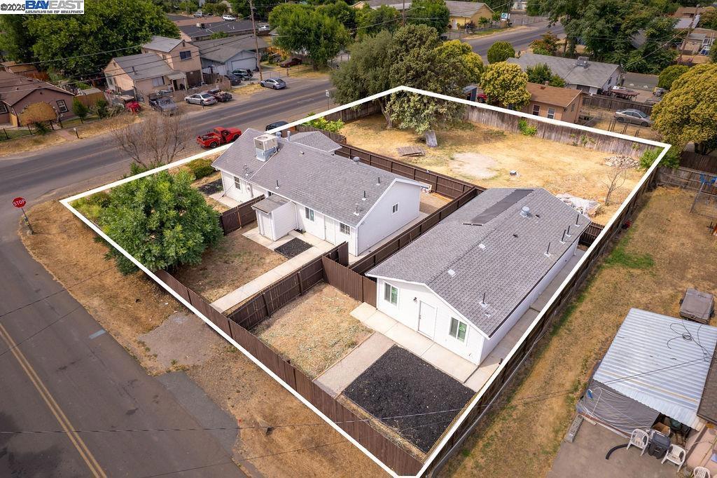 4733 E Washington St