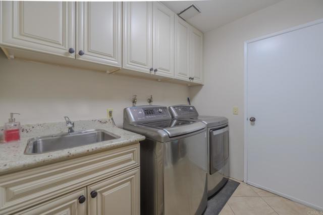 32202 Taupa Way, Pauma Valley CA: https://media.crmls.org/mediaz/4f50e9e8-0fcc-4906-acbb-6e678e3934e3.jpg