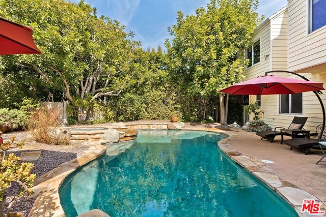 Drew Fenton | 333 Oceano Drive Los Angeles CA | MLS: 7100292