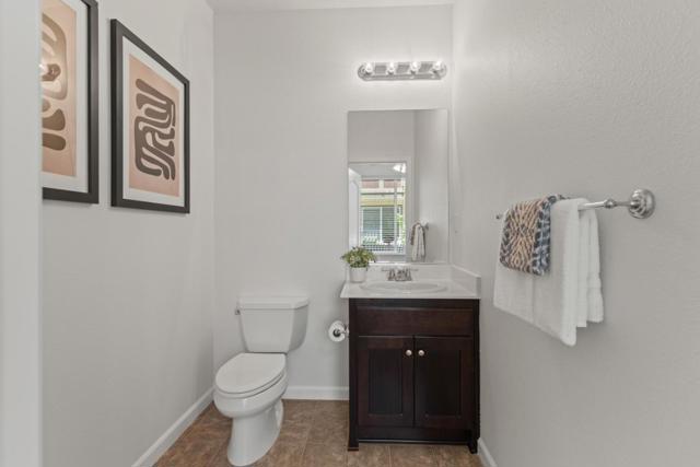 218 Peppermint Tree Terrace, Sunnyvale CA: https://media.crmls.org/mediaz/4f520799-23d7-4e0b-94cf-b0b64005c9fe.jpg