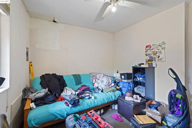 120 Sunset Ave, Vallejo CA: https://media.crmls.org/mediaz/4f520e5d-5ade-4ccc-bda8-e562e8e02467.jpg