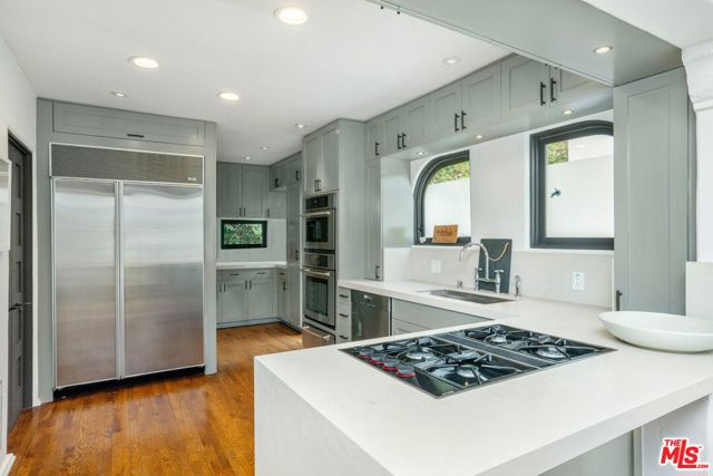 Image 7 of 18 For 7939 Hillside Avenue