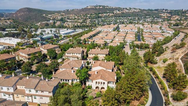 2196 Silverado Street, San Marcos CA: https://media.crmls.org/mediaz/4f533127-fda9-4da5-a18a-89599a83333f.jpg
