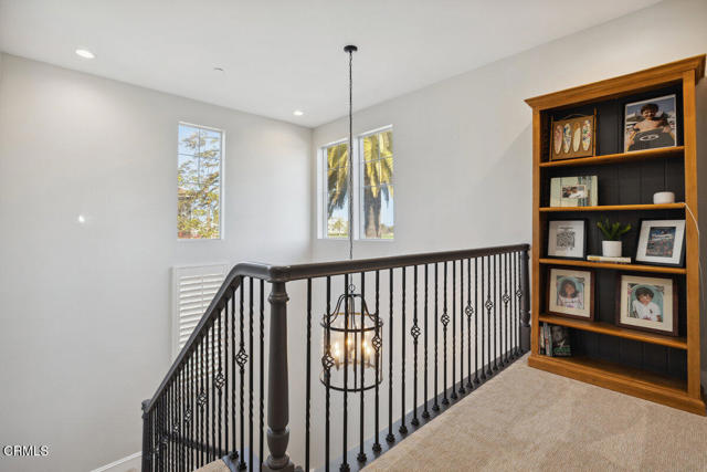 4111 Adriatic Street, Oxnard CA: https://media.crmls.org/mediaz/4f5389e0-de27-474a-b189-eeb126a07bb2.jpg