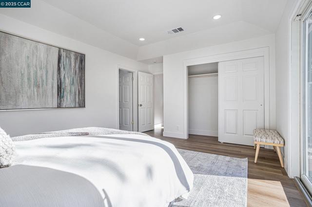 2139 WHYTE PARK AVE, Walnut Creek CA: https://media.crmls.org/mediaz/4f53f008-88c4-4a59-a59d-ca8146b20d65.jpg
