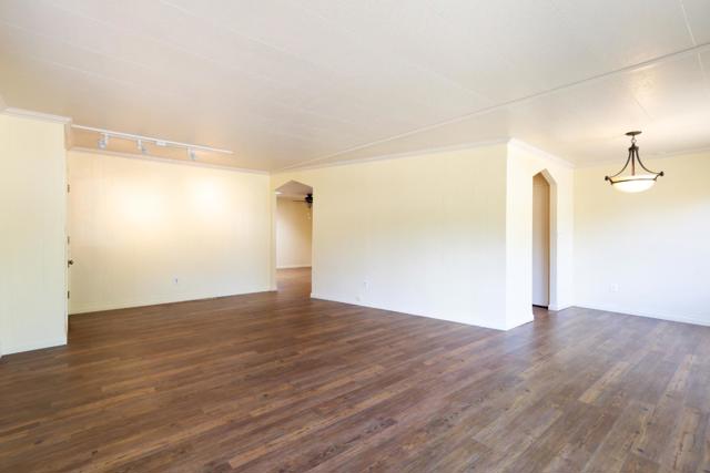 29 Knollwood, Aptos CA: https://media.crmls.org/mediaz/4f5490ed-d118-41e6-baa5-2e40aed10d48.jpg
