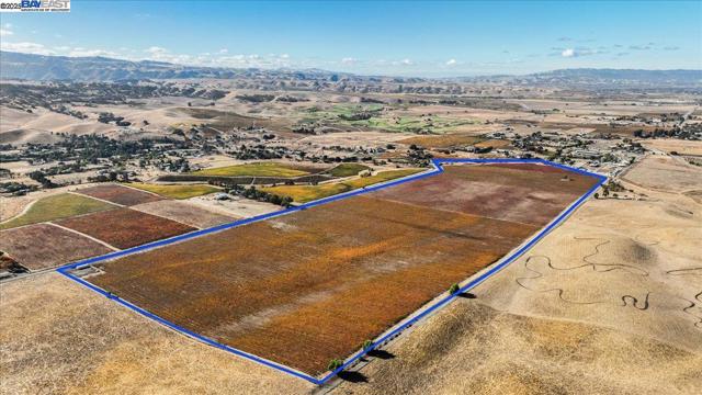 Image 8 of 45 For 9846 Reuss Rd