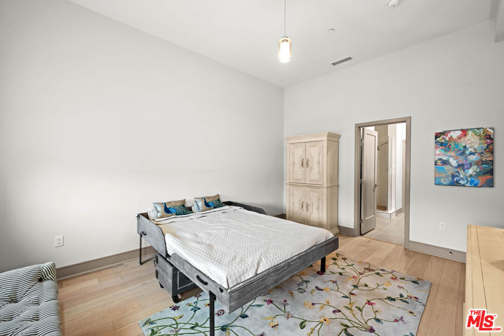 MLS #25497973 image #16