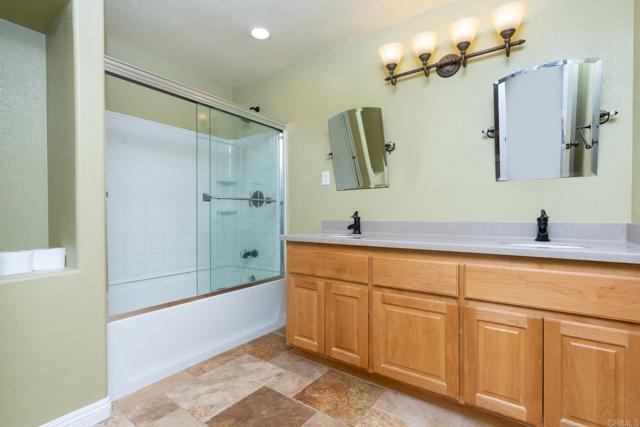 Detail Gallery Image 23 of 35 For 8364 Lake Ashwood Ave, San Diego,  CA 92119 - 4 Beds | 2/1 Baths