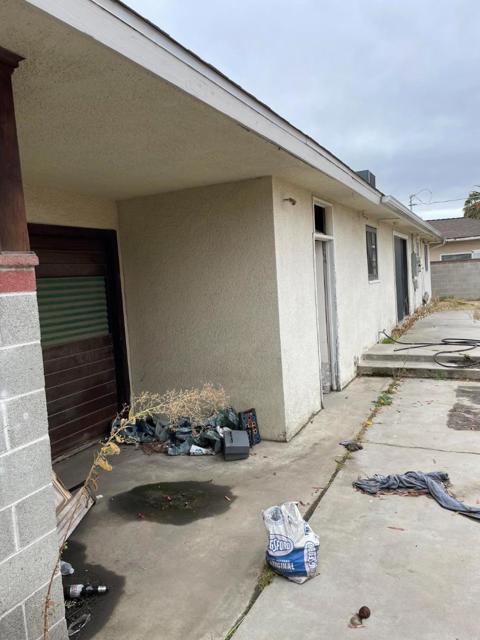 Image 8 of 9 For 4863 E Simpson Avenue