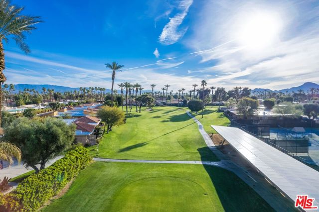 60 La Ronda Drive, Rancho Mirage CA: https://media.crmls.org/mediaz/4f5b8a7e-fd80-44ae-a6e8-91835dc39acd.jpg