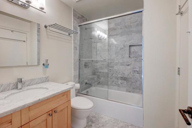988 S Arnold Way, Half Moon Bay CA: https://media.crmls.org/mediaz/4f5ddb8a-9a1d-4cc5-9791-1b04e46cae98.jpg