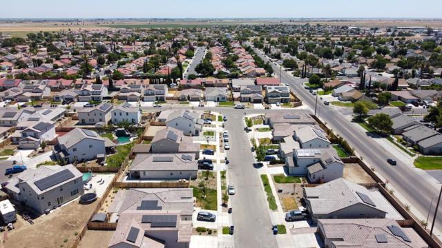 2040 Edwards Street, Los Banos CA: https://media.crmls.org/mediaz/4f5e89a1-d65c-44aa-84cb-c8d6b8a8160d.jpg
