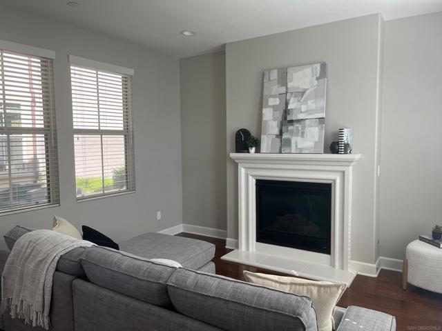 13563 Chamise Vista, San Diego CA: https://media.crmls.org/mediaz/4f5f055f-96d4-4bad-a8b3-b6f76c6b50c2.jpg