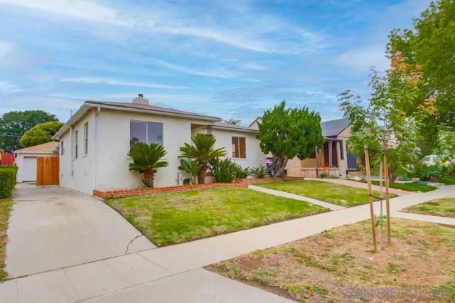 1354 Chalcedony St, San Diego CA: https://media.crmls.org/mediaz/4f5f35ba-fd28-4392-b9e4-0e80f91f7d01.jpg