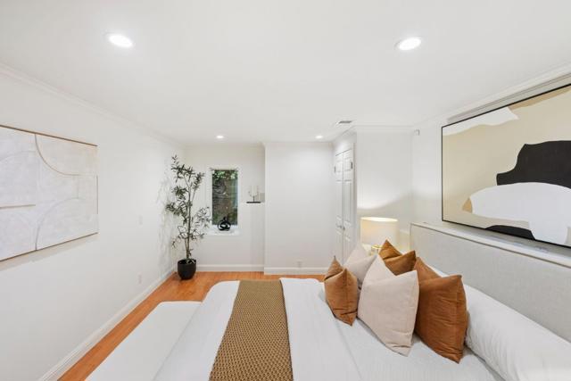 2937 San Juan Boulevard, Belmont CA: https://media.crmls.org/mediaz/4f602068-2749-472a-ad24-f9c09759554d.jpg