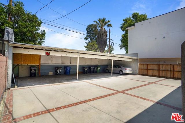 6242 Beck Avenue, North Hollywood, California 91606, ,Multi-Family,For Sale,Beck,24402361