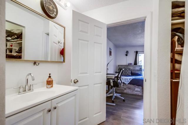 5350 Baltimore Drive, La Mesa CA: https://media.crmls.org/mediaz/4f611a26-f99f-4932-a3b2-3d10bc657f7b.jpg
