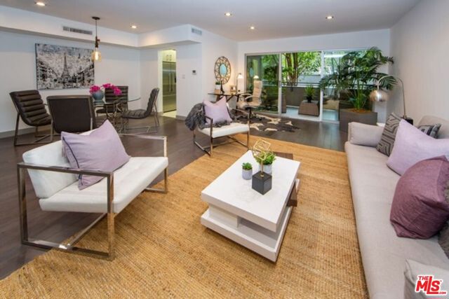 11657 Chenault Street, Los Angeles CA: https://media.crmls.org/mediaz/4f6167b4-33e6-43e7-bbd0-330f7c334231.jpg
