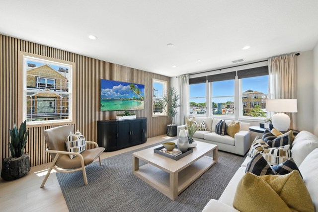 Image 8 of 36 For 4723 Marengo Common