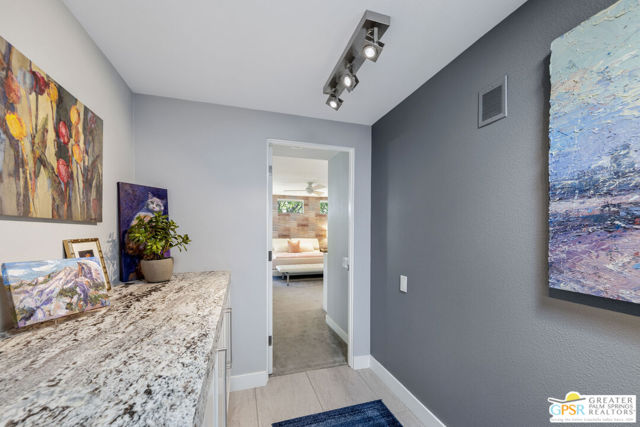 1566 Cabildo Circle, Palm Springs, CA 92264