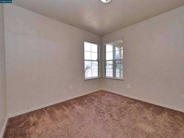4300 Cannington Lane, Salida CA: https://media.crmls.org/mediaz/4f63b894-8797-4094-9d42-64a5b9f4d32d.jpg