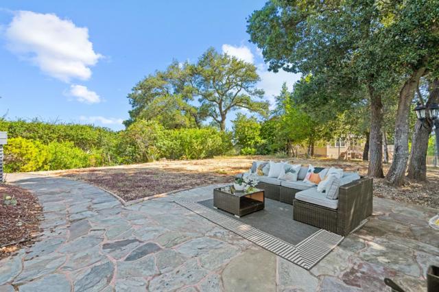 16451 Wood Acres Road, Los Gatos CA: https://media.crmls.org/mediaz/4f64bf35-5774-4026-9c2b-9c53f559764d.jpg