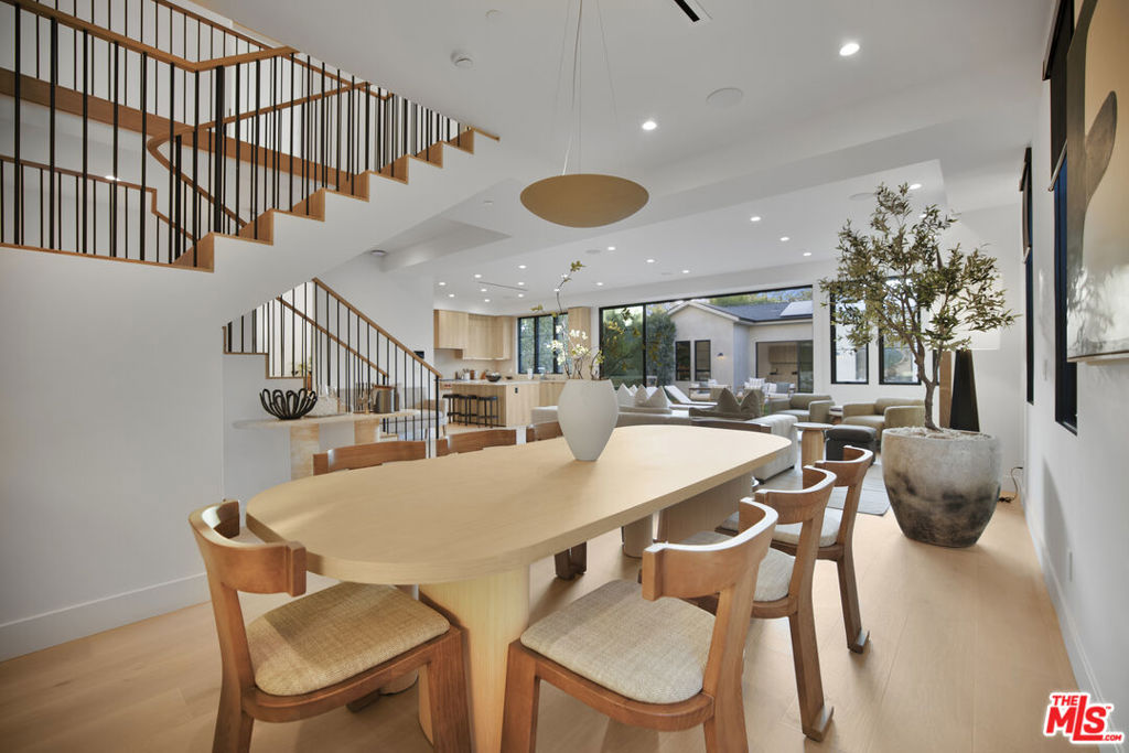 MLS #25619867 image #18