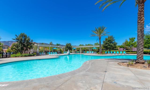 29089 Soraya, Lake Elsinore CA: https://media.crmls.org/mediaz/4f65b485-8cef-4281-b268-81a02d9e6e57.jpg