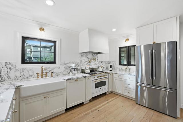 203 Santa Clara Avenue, Redwood City CA: https://media.crmls.org/mediaz/4f65e238-9f75-4727-9d10-93572e8a41b7.jpg