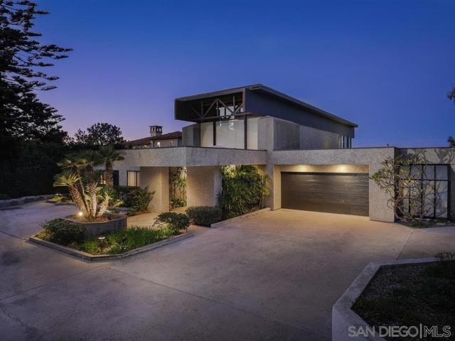 7963 Prospect Pl, La Jolla CA: https://media.crmls.org/mediaz/4f66f7b2-6204-48b5-a59c-4aad6096b3fb.jpg