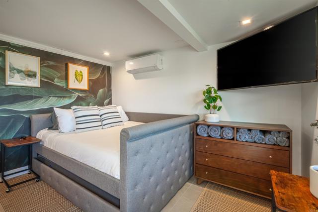 3554 56 Sydney Place, San Diego CA: https://media.crmls.org/mediaz/4f678e73-b1f3-44eb-92e2-1854f15cf89e.jpg