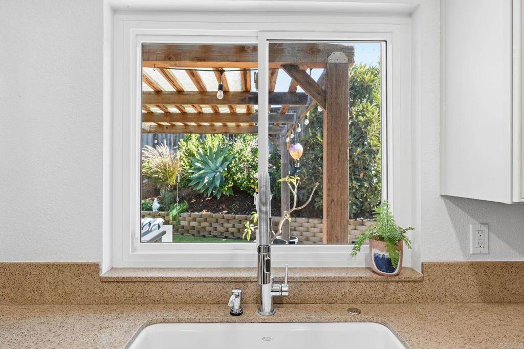 4F683E68 Ca0A 475C A716 Ded17C9D7E3B 2112 Savona Ct, Vista, Ca 92084 &Lt;Span Style='BackgroundColor:transparent;Padding:0Px;'&Gt; &Lt;Small&Gt; &Lt;I&Gt; &Lt;/I&Gt; &Lt;/Small&Gt;&Lt;/Span&Gt;