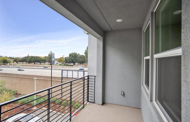 Image 33 of 46 For 671 Lindendale Court 168-18 Pla