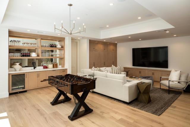 1310 Bay Laurel Drive, Menlo Park CA: https://media.crmls.org/mediaz/4f699bca-893c-4fe6-a7dc-5597adefd488.jpg