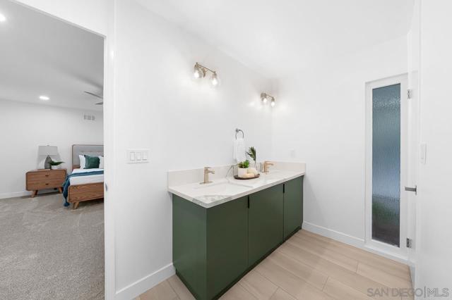5435 Del Cerro Blvd, San Diego CA: https://media.crmls.org/mediaz/4f6aec20-7d86-49e8-992f-aae8c122bf1a.jpg
