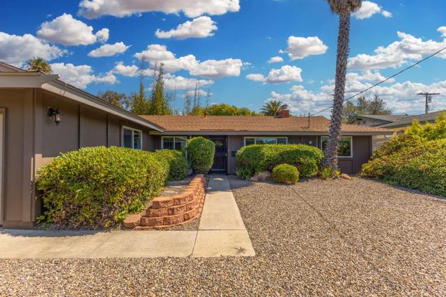 6547 Radcliffe Drive, San Diego CA: https://media.crmls.org/mediaz/4f6b0258-12be-4122-8bf5-eea752ea4ea7.jpg