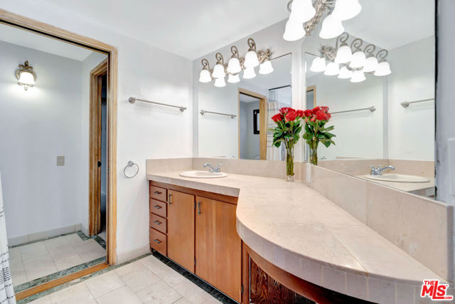 26636 Latigo Shore Drive, Malibu CA: https://media.crmls.org/mediaz/4f6b7db4-13d7-47df-bda2-78b55c682c83.jpg