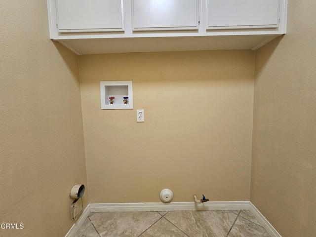3347 Rockhampton Drive, Camarillo CA: https://media.crmls.org/mediaz/4f6bfc23-9ec5-4ea3-b545-1b66f6dc2d33.jpg