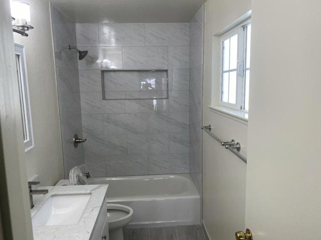 3335 Los Prados Street, San Mateo CA: https://media.crmls.org/mediaz/4f6c407a-9909-4820-bae9-cc049f73e347.jpg