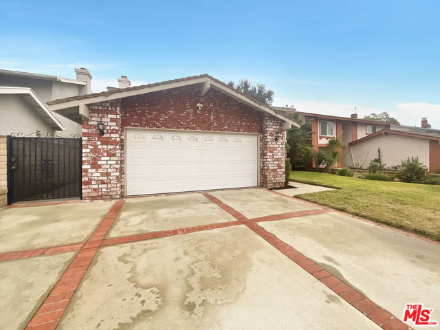 Image 3 for 10224 Hanna Ave, Chatsworth, CA 91311