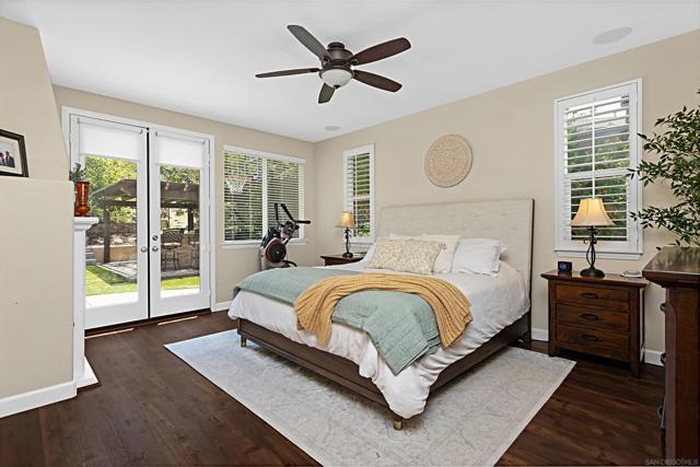 1104 Parkview Dr, Oceanside CA: https://media.crmls.org/mediaz/4f6de8c2-422f-4d17-9fb2-7fbf5e9856e6.jpg