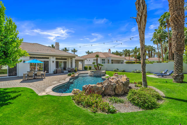 80030 Via Valerosa, La Quinta CA: https://media.crmls.org/mediaz/4f70b0a3-b17e-45c3-b8a7-33958dd82dea.jpg