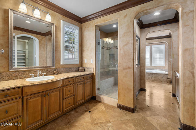 1728 Bluesage Court, Simi Valley CA: https://media.crmls.org/mediaz/4f71c903-2241-458f-9f35-0f54abd2c117.jpg