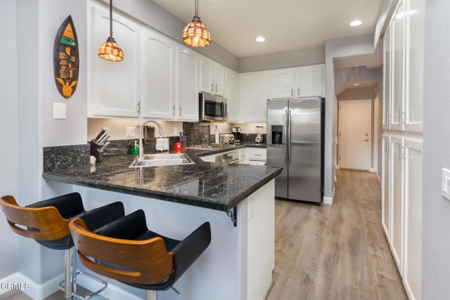 5235 Paseo Ricoso, Camarillo CA: https://media.crmls.org/mediaz/4f7348ee-f45a-4ef1-9fea-8037e2574004.jpg