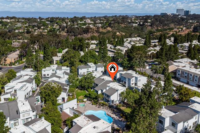 3236 Via Alicante, La Jolla CA: https://media.crmls.org/mediaz/4f73892b-25c3-4fdc-b007-067c7a37eb86.jpg