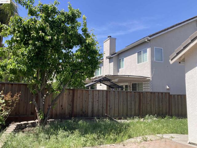 10448 almanor circle, Stockton CA: https://media.crmls.org/mediaz/4f74a33f-9ca1-4f92-a5ba-77cf0a8fd5ed.jpg