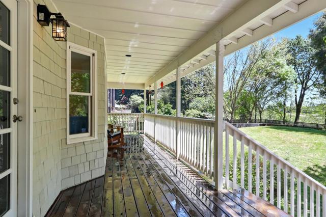 20 Grainger Lane, Santa Cruz CA: https://media.crmls.org/mediaz/4f76f42c-905e-45ae-9dc3-ccb47648ac0e.jpg