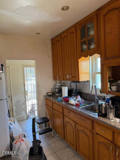 3317 Stanford Avenue, Los Angeles CA: https://media.crmls.org/mediaz/4f77c919-f1f3-4a85-a048-cd1e3ba44b2c.jpg