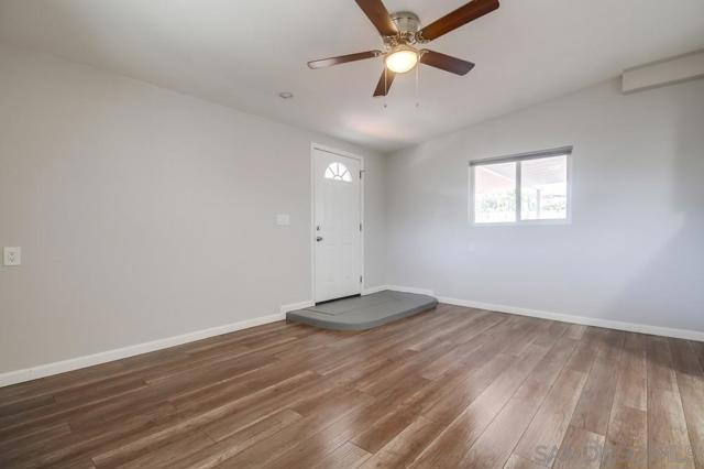 3484 Armstrong St, San Diego CA: https://media.crmls.org/mediaz/4f7901bf-75b2-480f-b2e3-8de443d35fcb.jpg